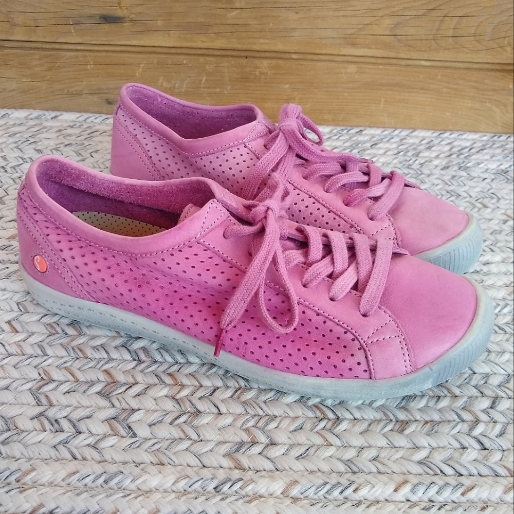 FLY London Softinos Pink Ica Leather Sneaker Womens size 7.5 / 8